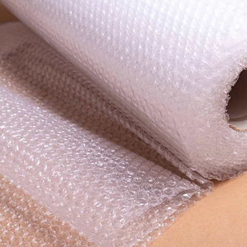 Darbe ve ses yalıtımını önlemek için balonlu naylon nasıl kullanılır?